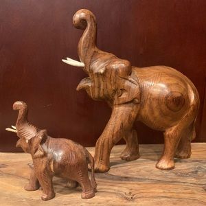 Vintage Hand Carved Wood Elephants, Mom And Baby Set